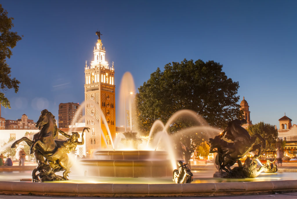 Best Cities for Cat Lovers & Adventure Cats: Kansas City, MO - J.C. Nichols Memorial Fountain